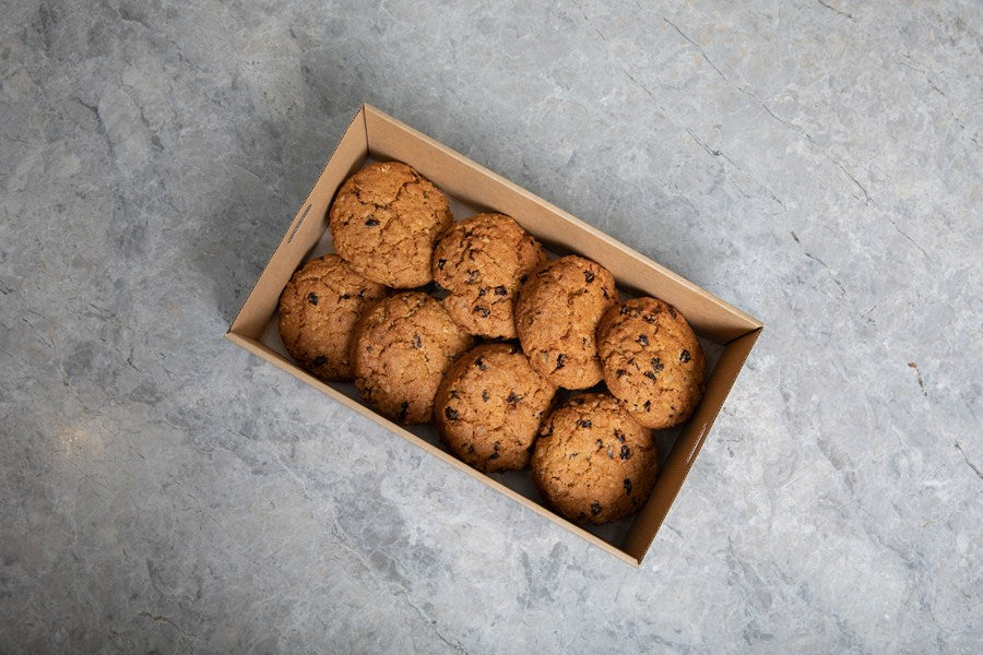 Healthy Oatmeal and Raisin Cookie Box