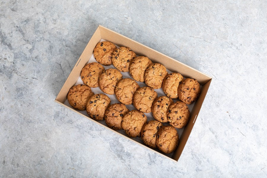 Healthy Oatmeal and Raisin Cookie Box