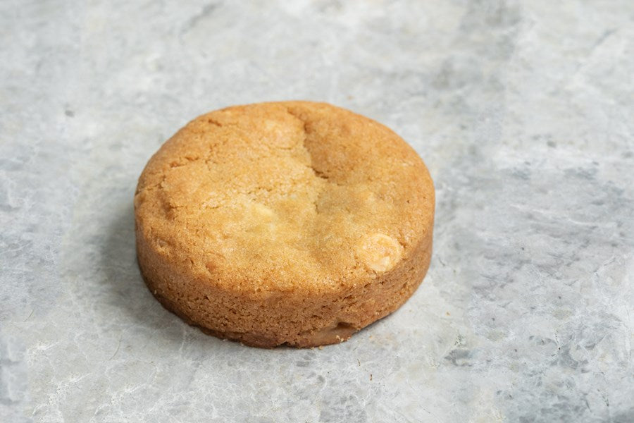 Macadamia, White Chocolate And Caramel Cookie Box